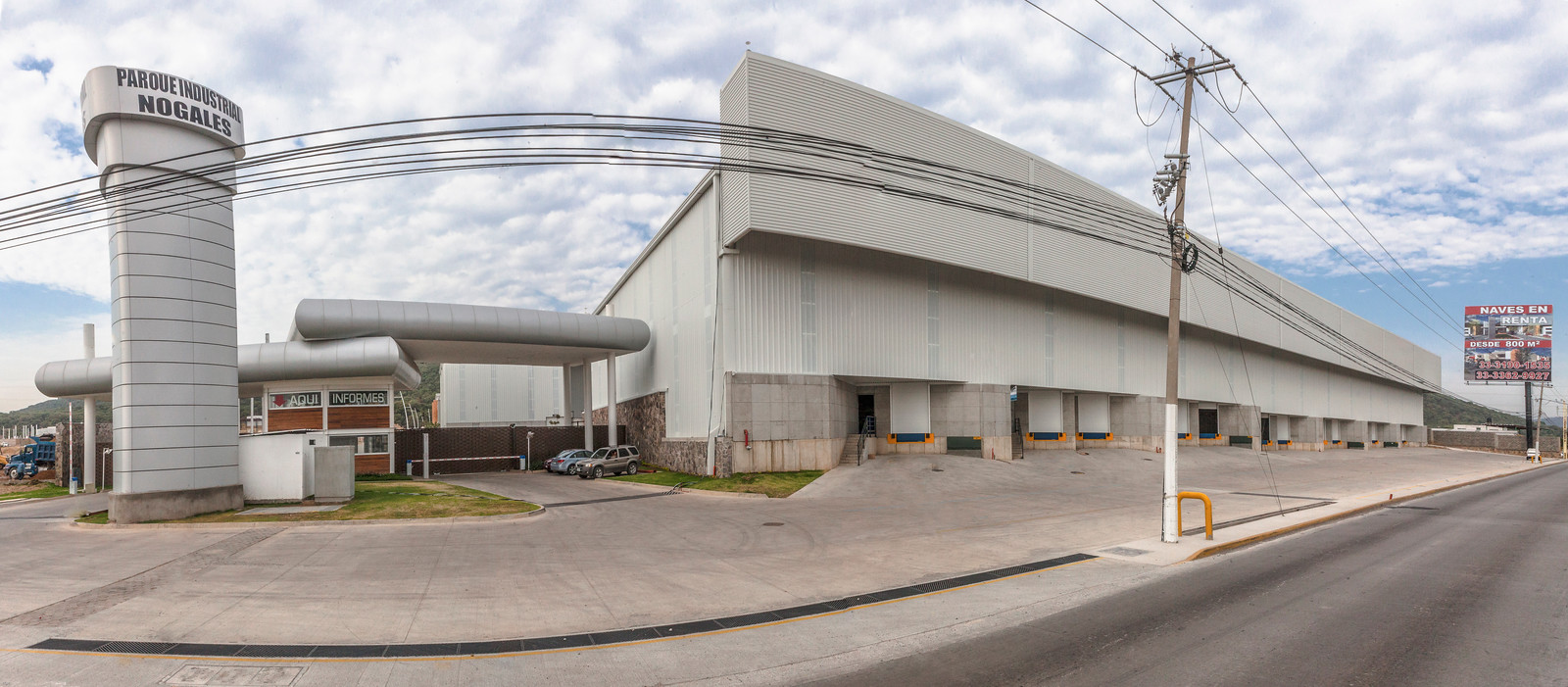 Detalle de la construcción y estructura metálica de las naves.